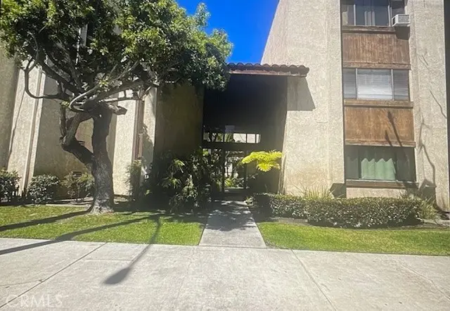 1203 E San Antonio Drive #201, Long Beach, CA 90807 - #1