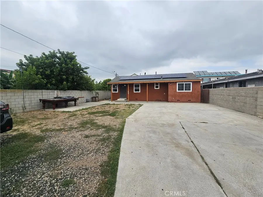 4921 W 104th St, Inglewood, CA 90304 - #2