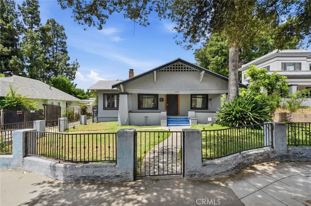 1098 N Marengo Avenue, Pasadena, CA 91103 - #1
