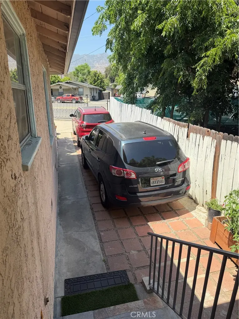 290 E Woodbury Rd, Altadena, CA 91001 - #3