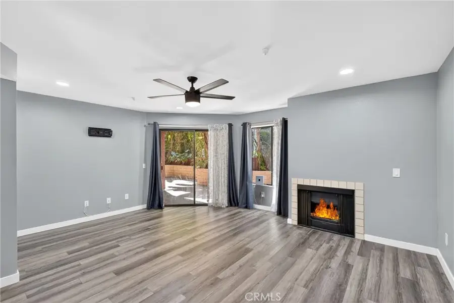 550 Orange Ave #114, Long Beach, CA 90802 - #3