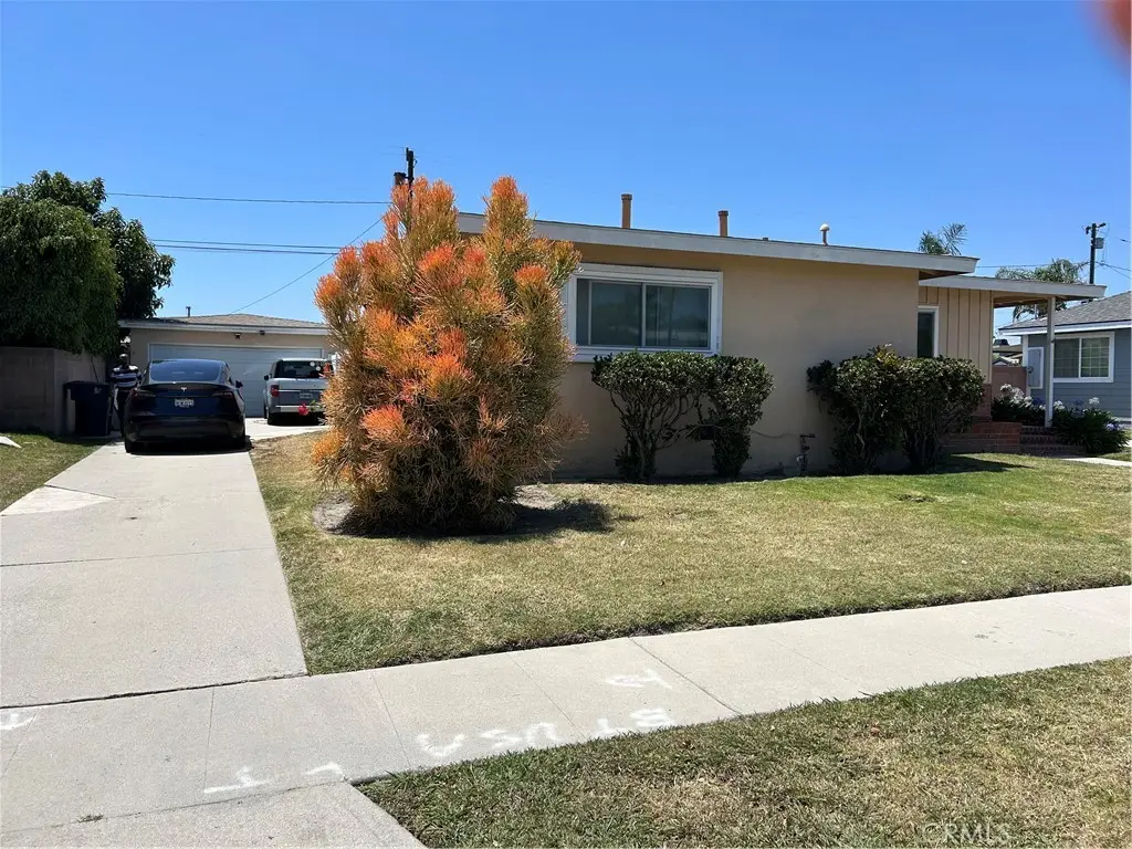 2211 Conquista Avenue, Long Beach, CA 90815 - #1