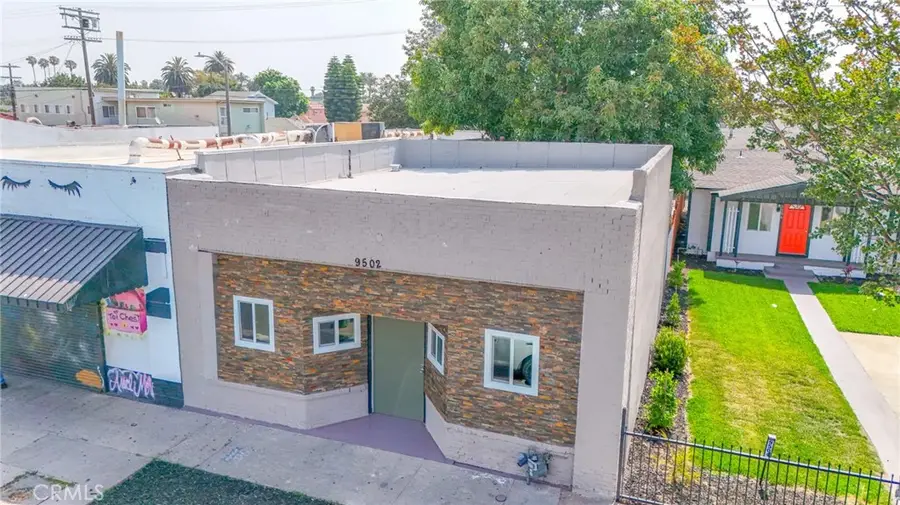 9502 S Main, Los Angeles, CA 90003 - #2