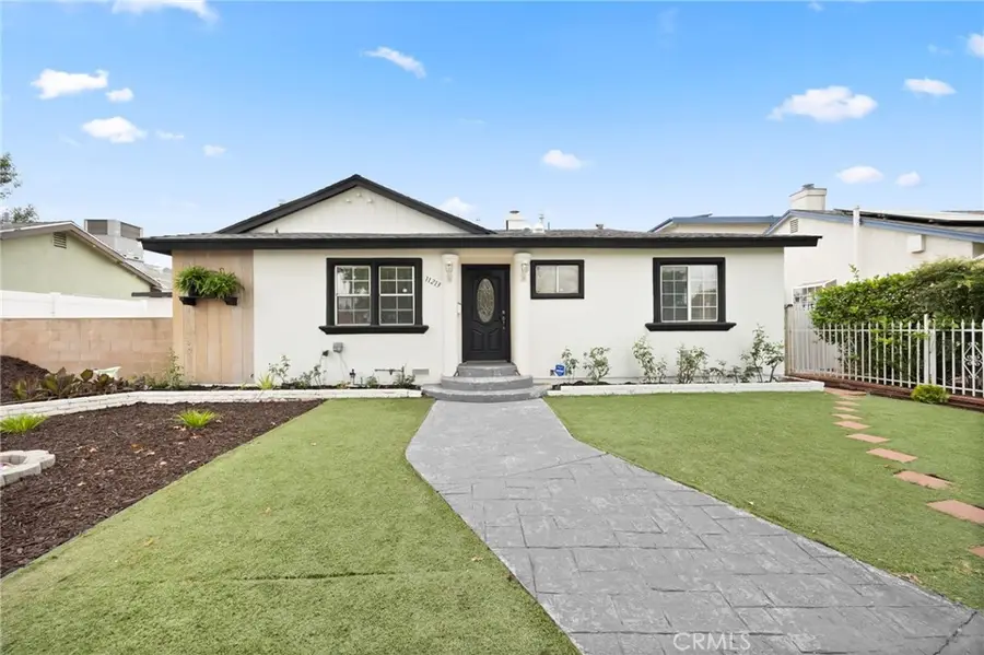 11213 Haskell Avenue, Granada Hills, CA 91344 - #3