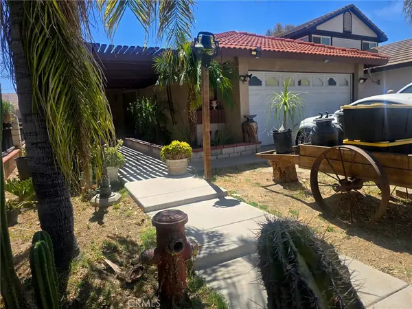 1529 Apple Creek, Perris, CA 92571