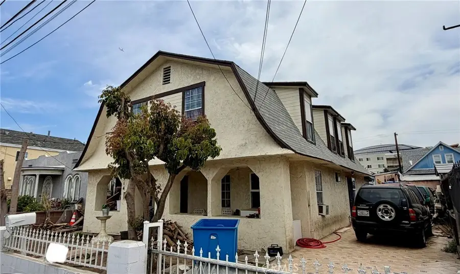 3914 Wisconsin Place, Los Angeles, CA 90037 - #2