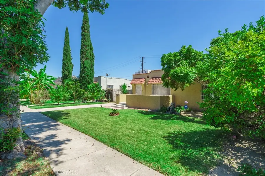 346 W School Street, Compton, CA 90220 - #2