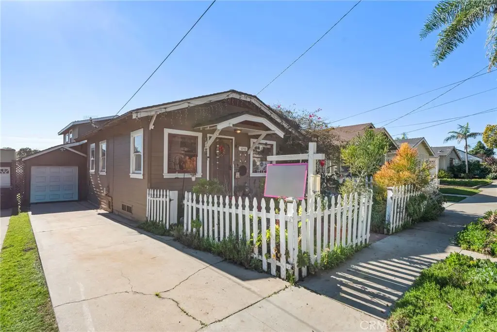 4240 E 15th, Long Beach, CA 90804 - #1