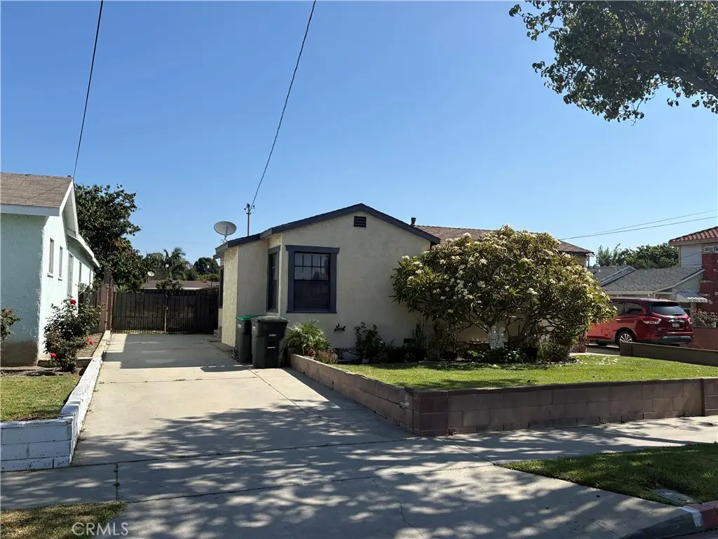 9055 Walnut, Bellflower, CA 90706 - #1