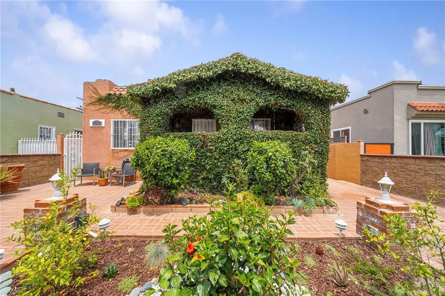 1301 W 56th Street, Los Angeles, CA 90037 - #2