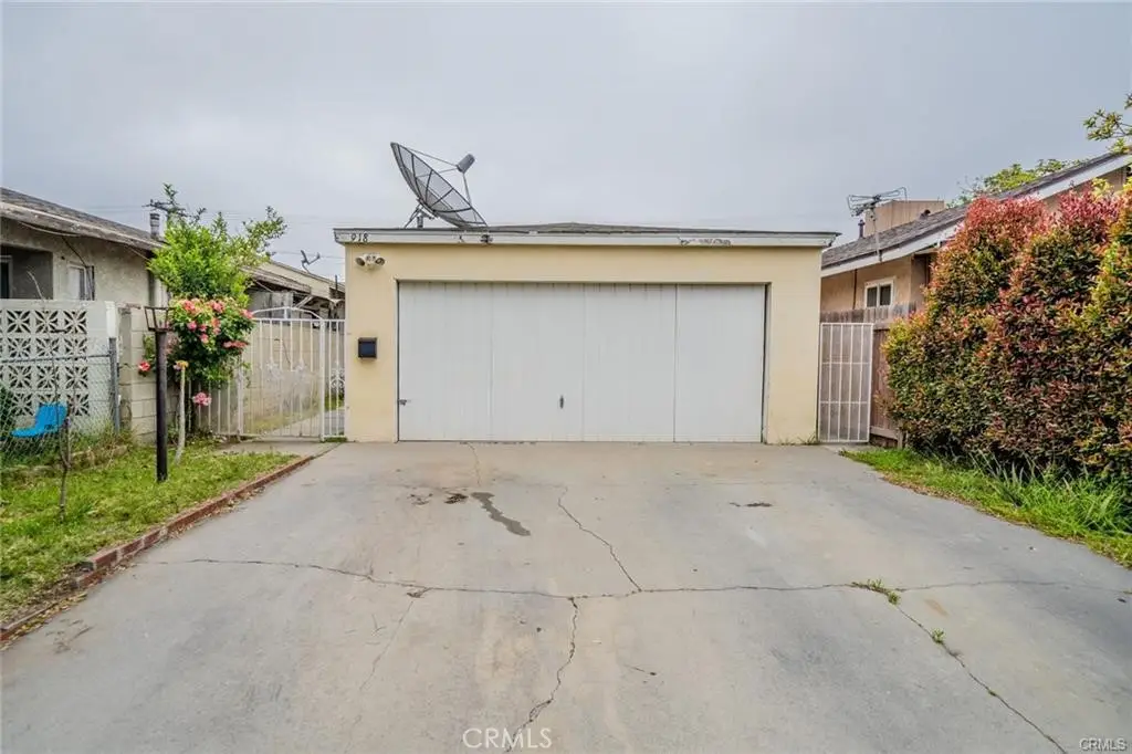 918 S Oak Street, Inglewood, CA 90301 - #1