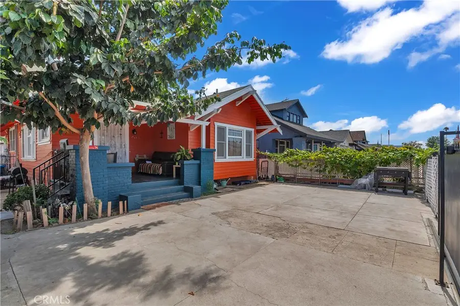 908 W 57th St, Los Angeles, CA 90037 - #3