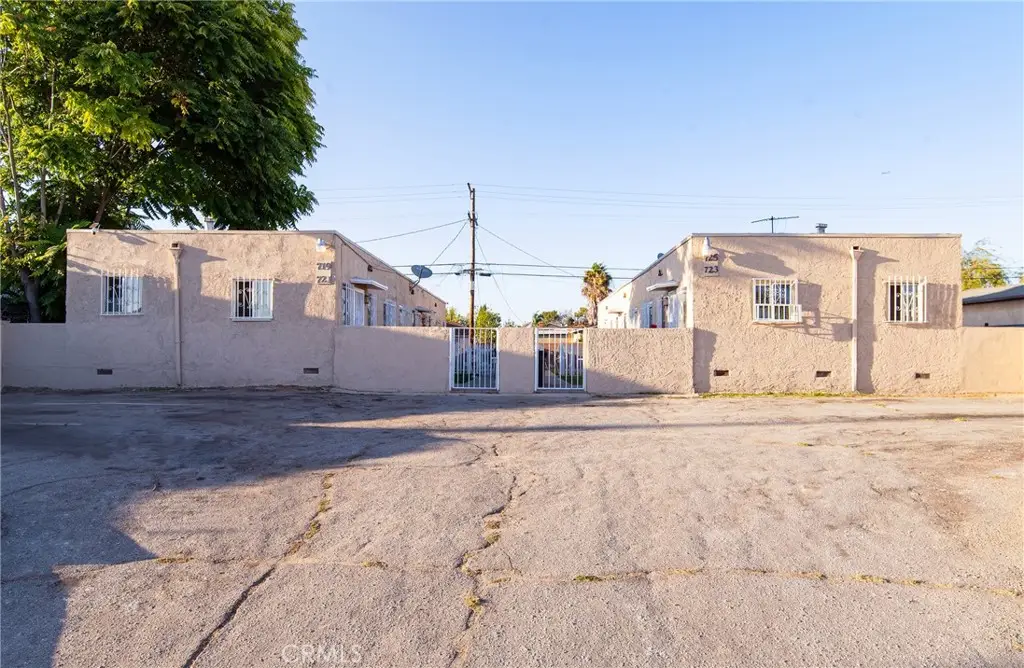 719 E Imperial Highway, Los Angeles, CA 90059 - #1