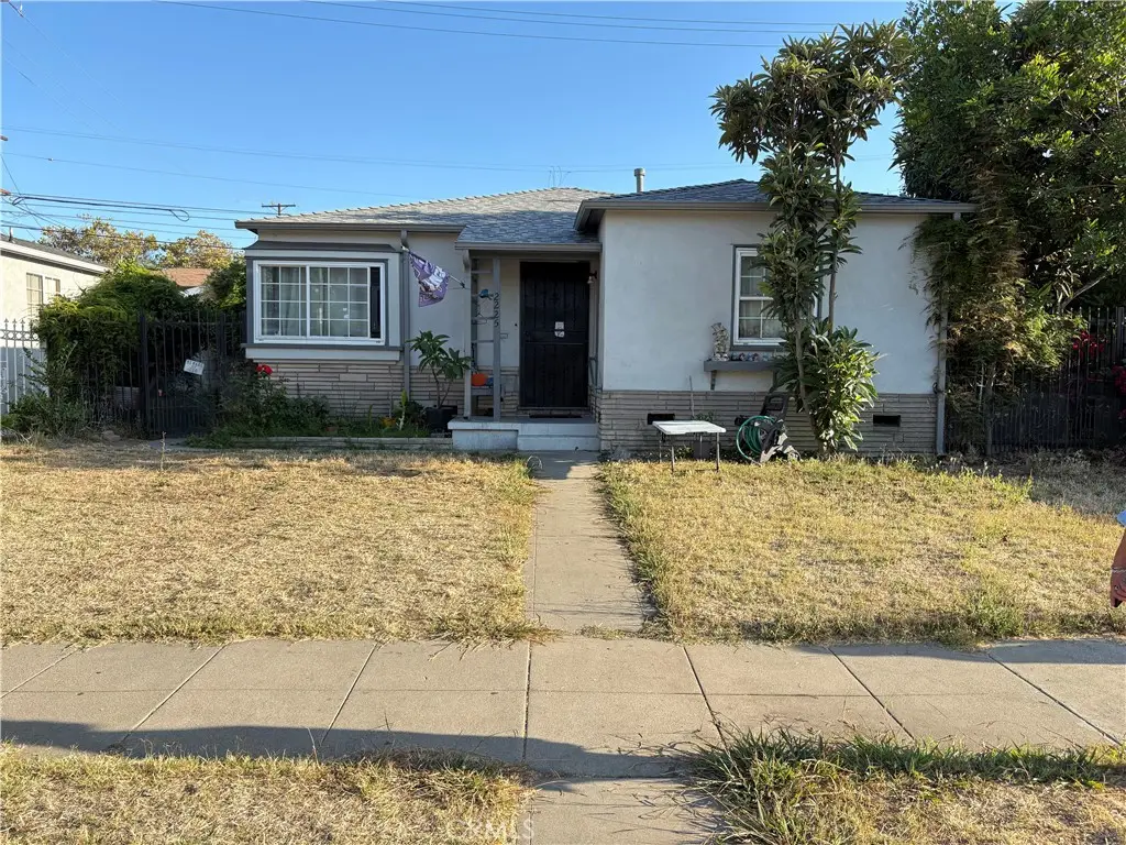 2225 Easton Street, Montebello, CA 90640 - #1