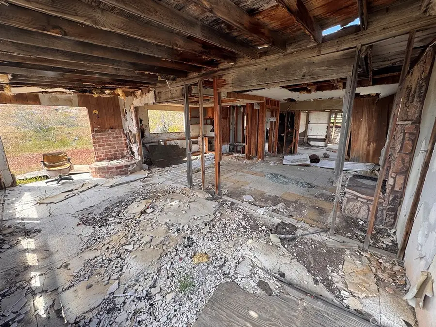 4334 Yucca Mesa Road, Yucca Valley, CA 92284 - #3