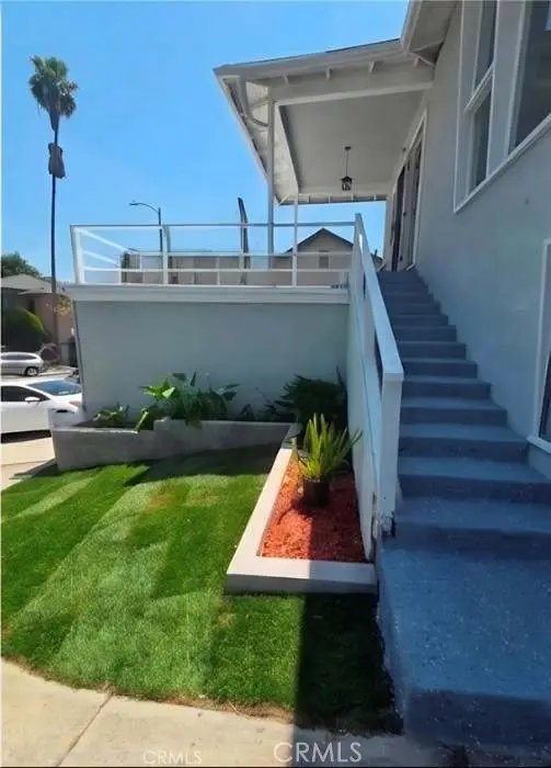 1957 Barnett, Los Angeles, CA 90032 - #2