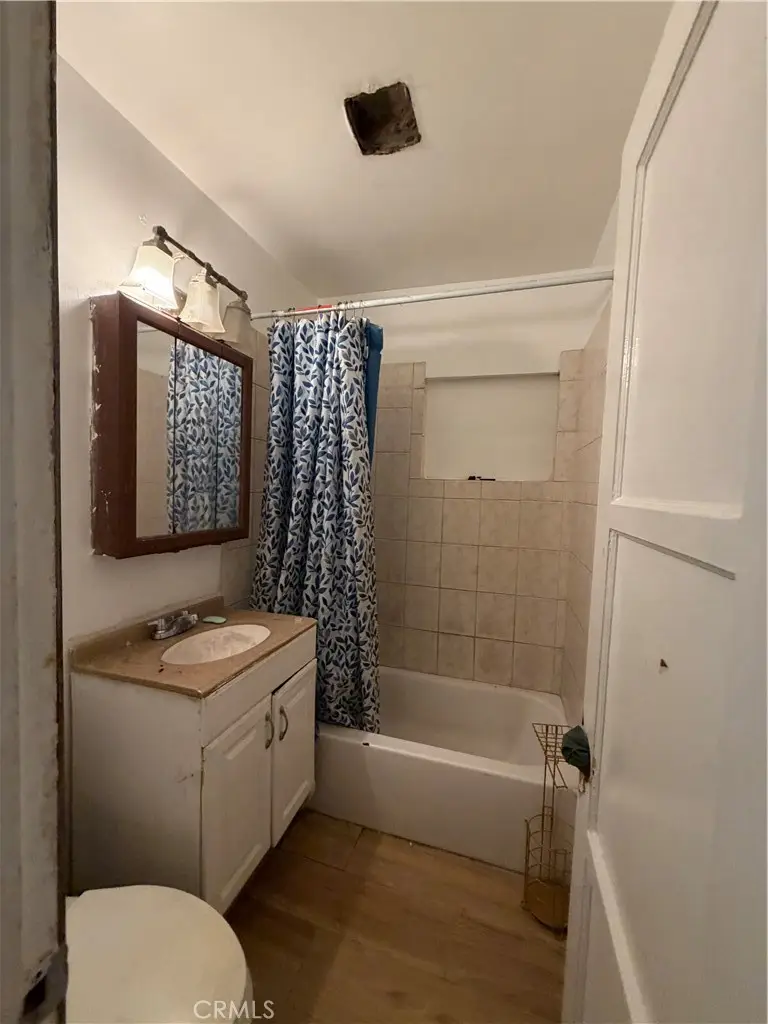 713 E Palmer, Compton, CA 90221 - #3