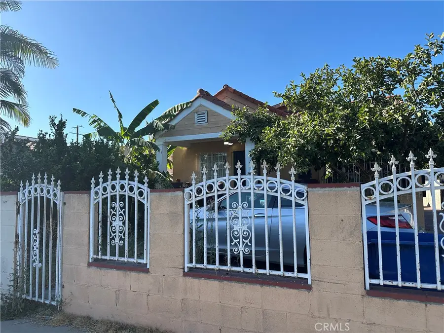 1137 W 61st, Los Angeles, CA 90044 - #3