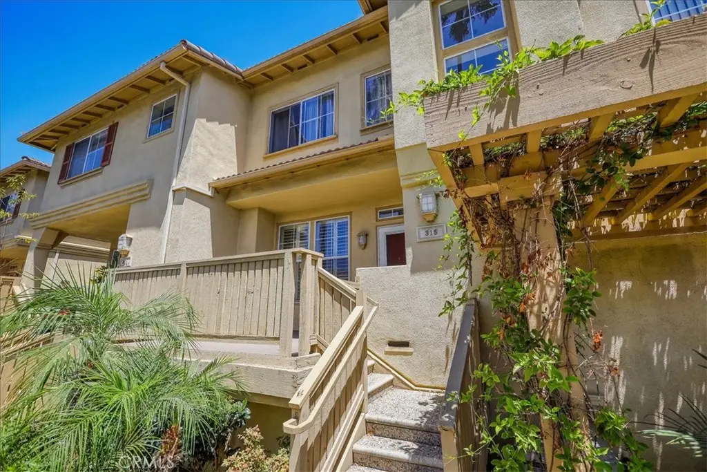315 W Summerfield Circle, Anaheim, CA 92802 - #1