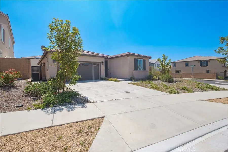 4953 Boston Ivy St, Fontana, CA 92336 - #3