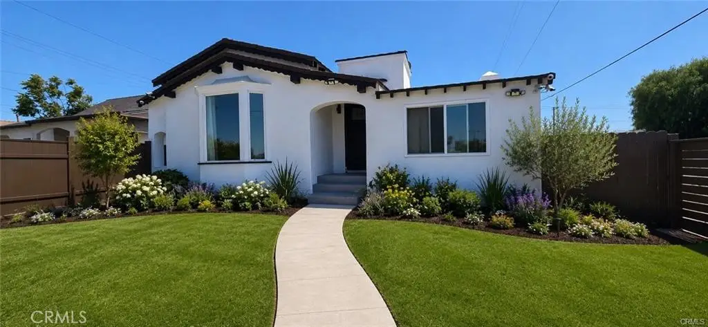 1558 W 105th, Los Angeles, CA 90047 - #1