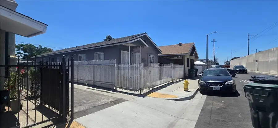 8416 Graham, Los Angeles, CA 90001 - #2