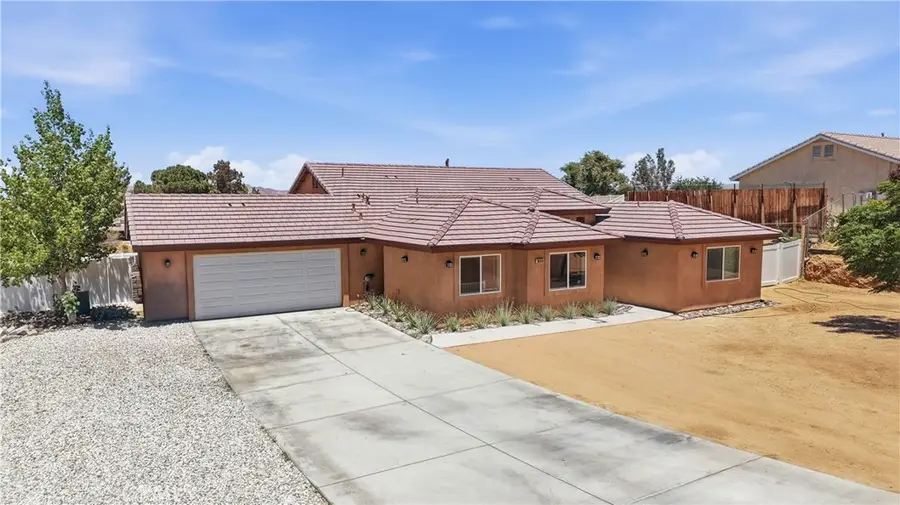 16346 Teton, Victorville, CA 92395 - #3