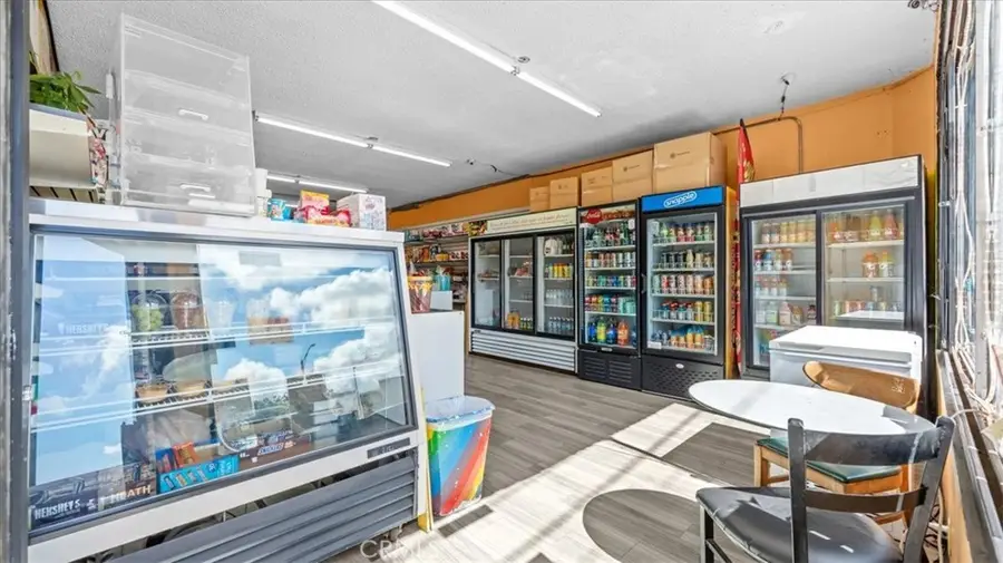 2171 Santa Fe, Long Beach, CA 90810 - #2