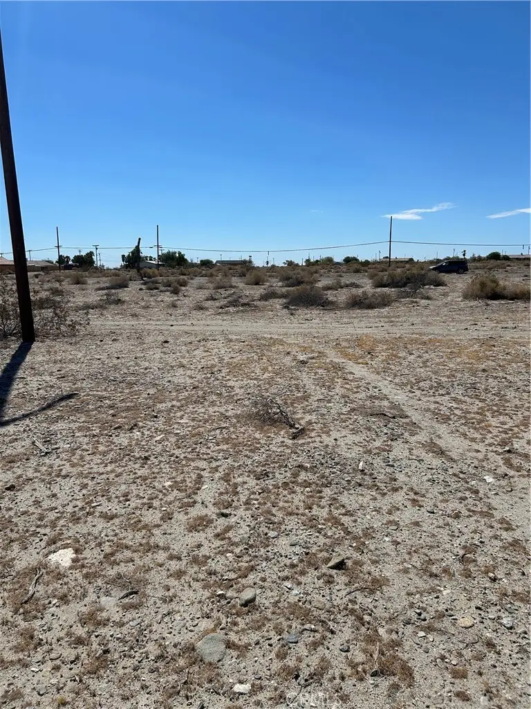 1025 Sea Shore Avenue, Thermal, CA 92274 - #2