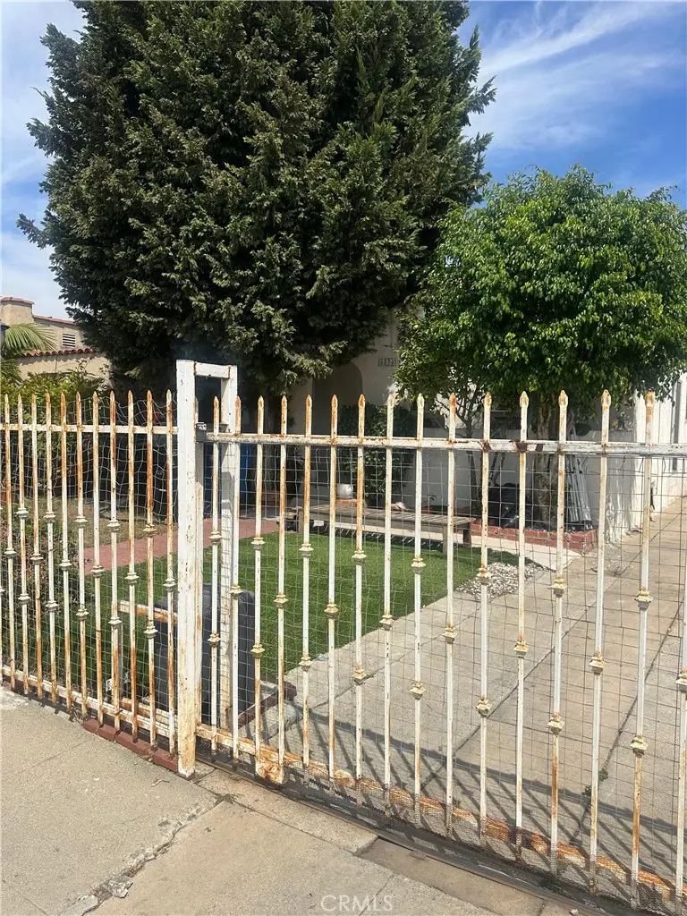 6534 4th, Los Angeles, CA 90043 - #1