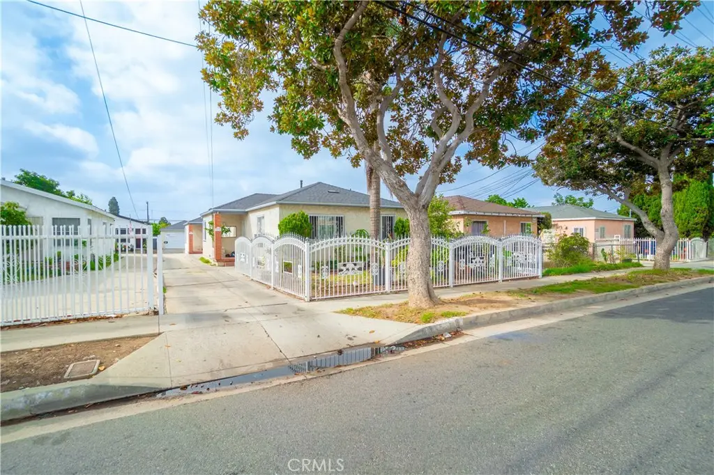 3658 W 104th, Inglewood, CA 90303 - #1