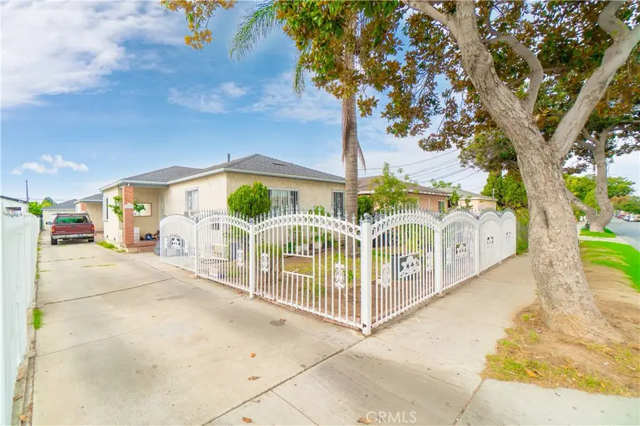 3658 W 104th, Inglewood, CA 90303 - #2