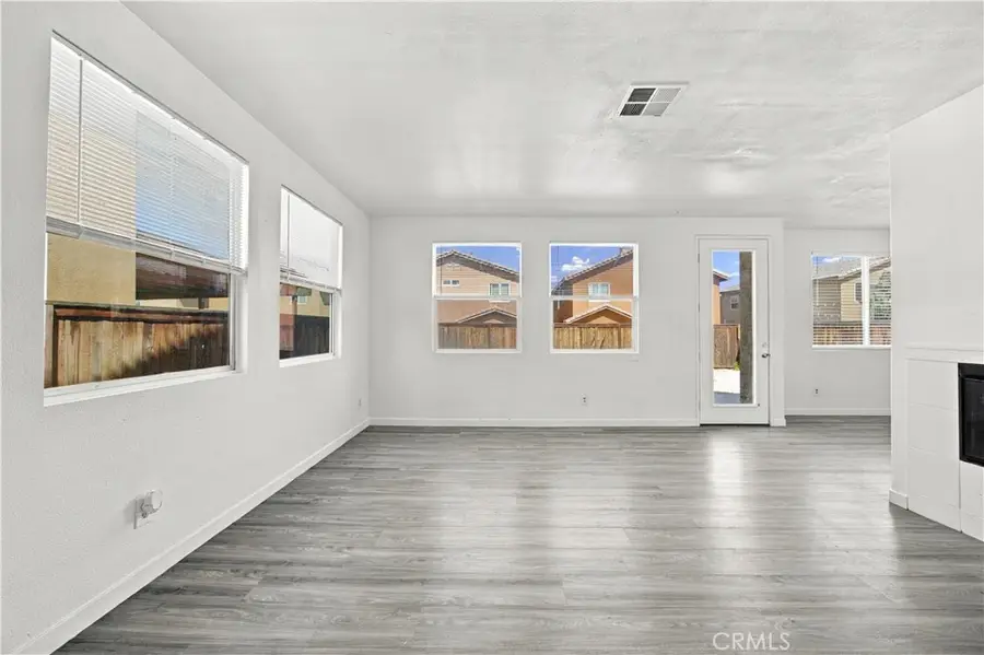 14368 Honeyhill St, Victorville, CA 92394 - #3