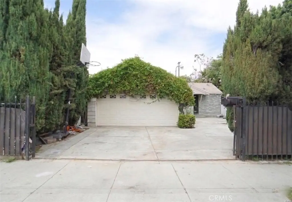 815 W 134th, Compton, CA 90222 - #1