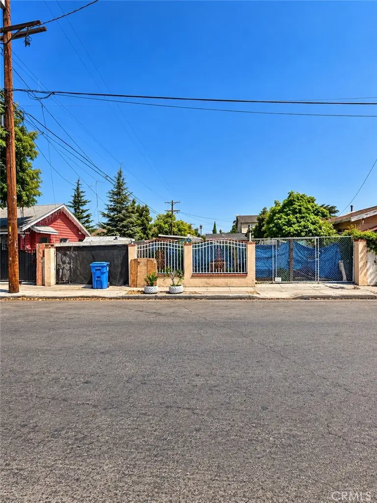 661 W 65th, Los Angeles, CA 90044 - #1