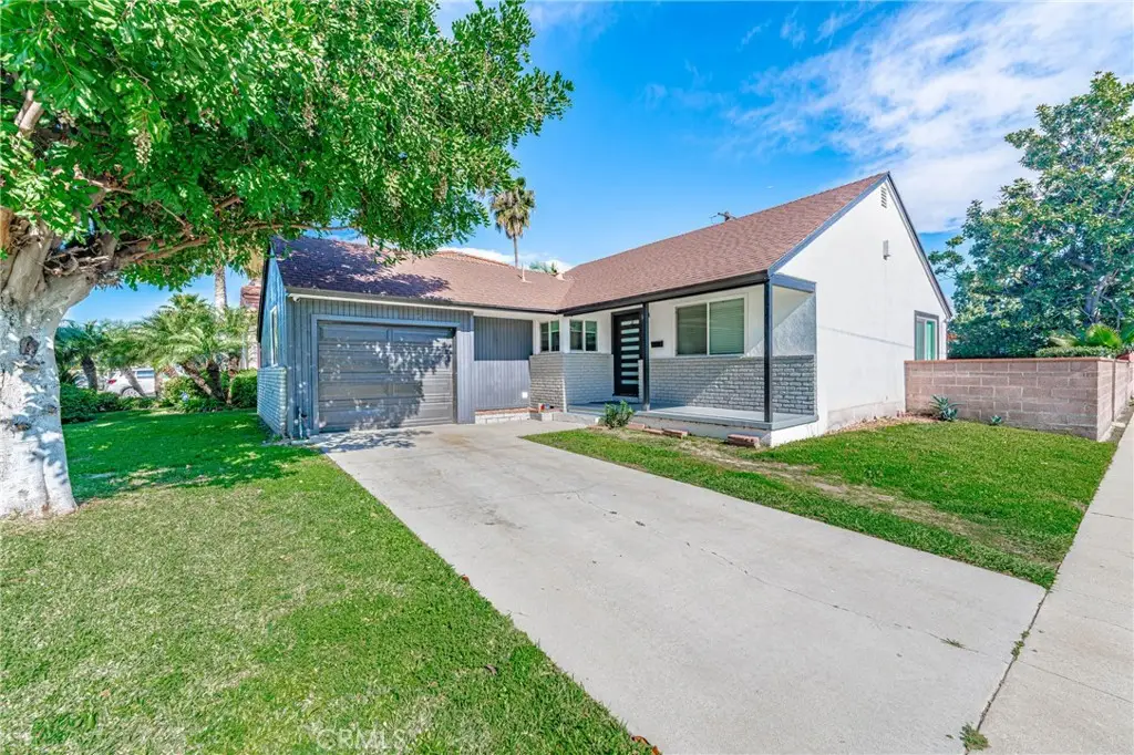 10919 Newville, Downey, CA 90241 - #1