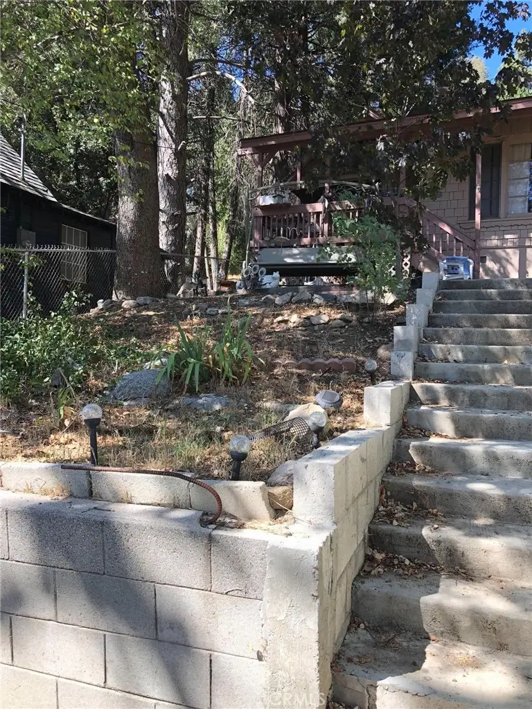 23792 Springwater, Crestline, CA 92325 - #3
