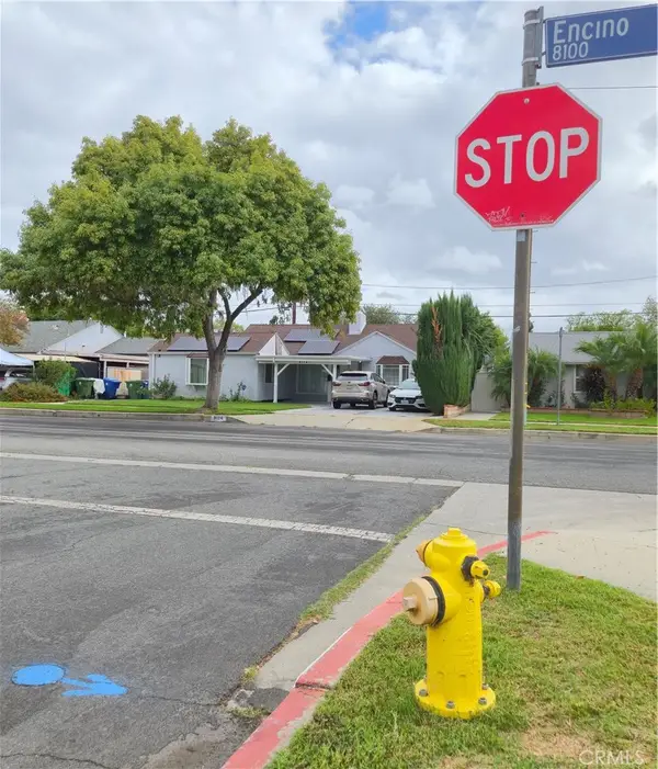 8124 Encino, Los Angeles, CA 91325