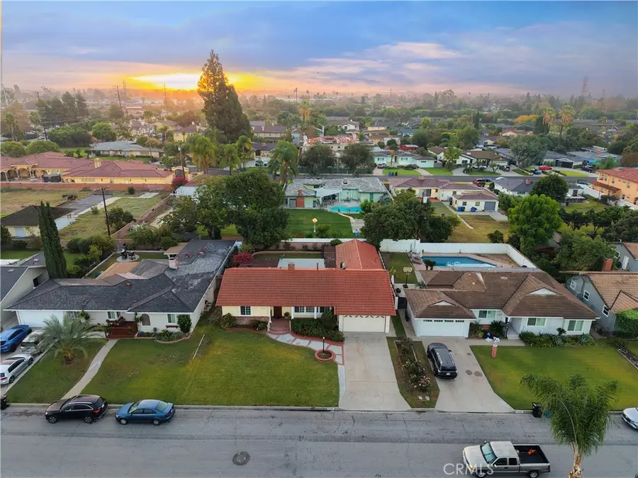 10240 Newville, Downey, CA 90241 - #3