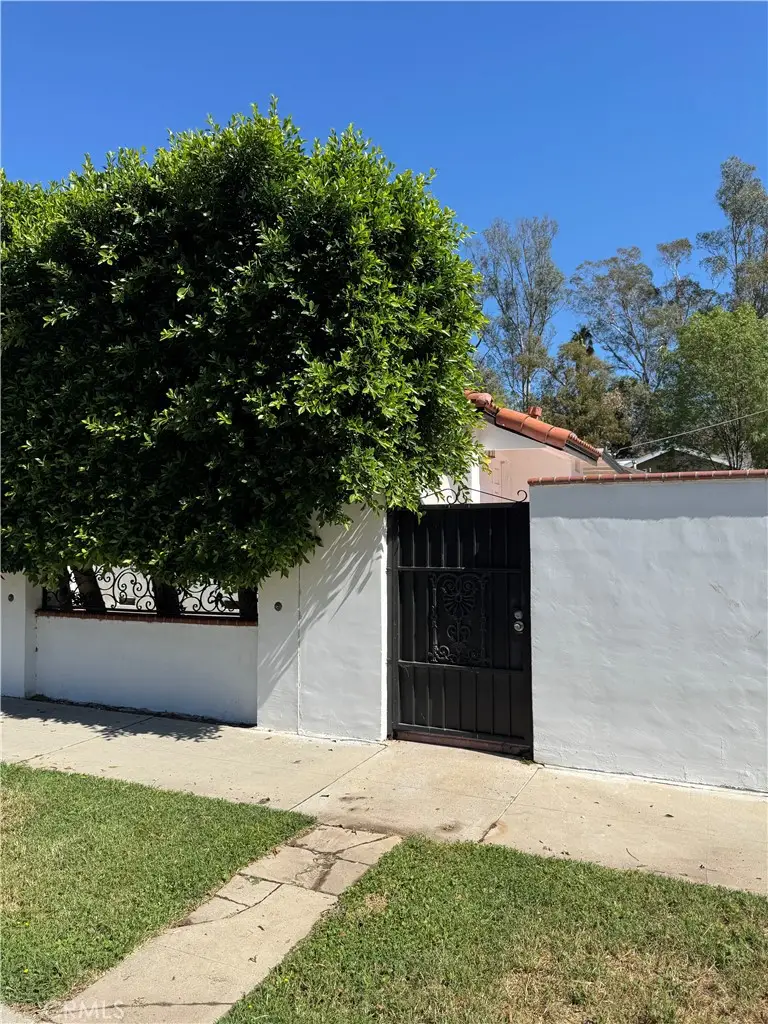 5230 Seville, Encino, CA 91436 - #3