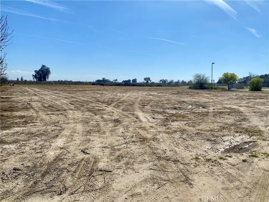 9837 9 1/4 Avenue, Hanford, CA 93230 - #2