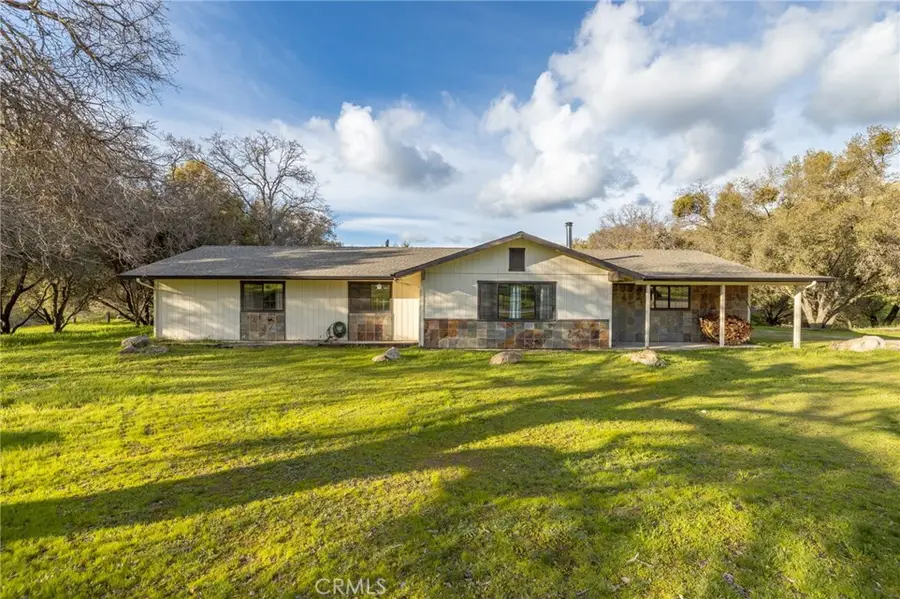 43317 Running Deer Court, Coarsegold, CA 93614 - Image #2