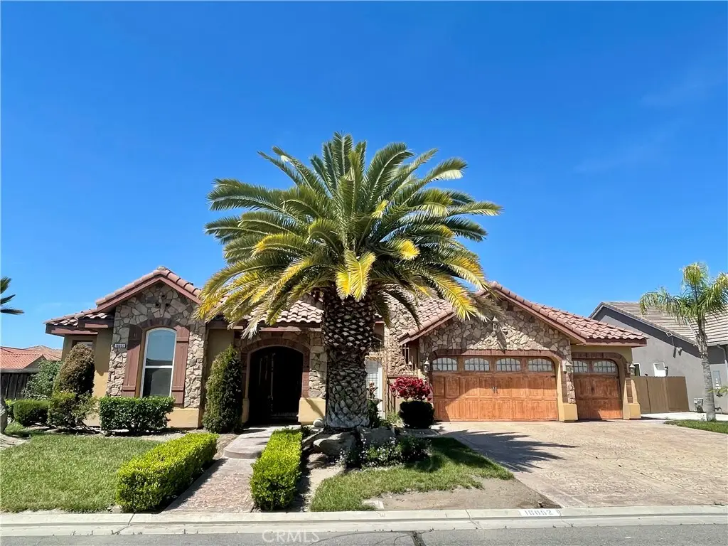 16052 W Middleton Avenue, Kerman, CA 93630 - #1