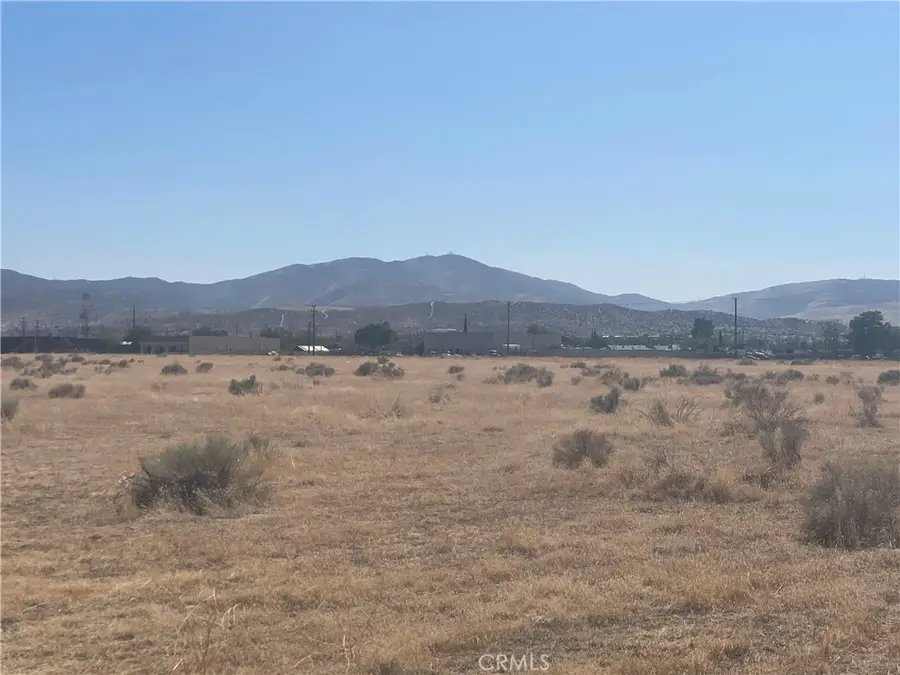 12 Avenue P-8, Palmdale, CA 93552 - #3