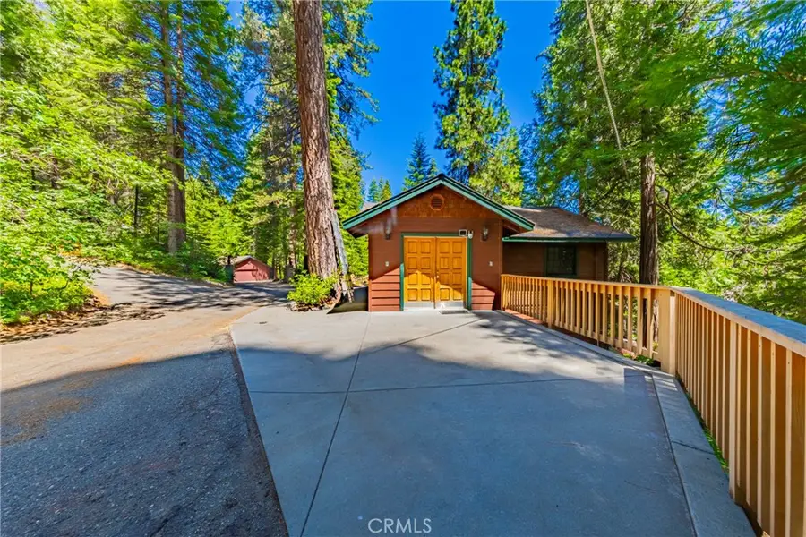 1174 Railroad Lane, Fish Camp, CA 93623 - Image #3
