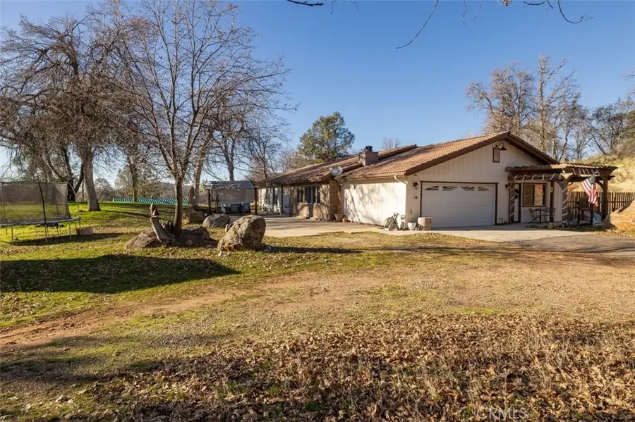 36820 Mudge Ranch Road, Coarsegold, CA 93614 - Image #2