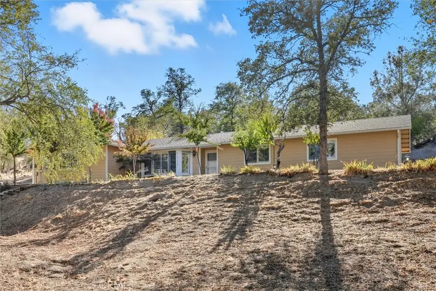 43468 Crystal Cave, Coarsegold, CA 93614 - #2