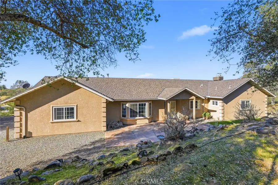 29913 Revis, Coarsegold, CA 93614 - Image #3