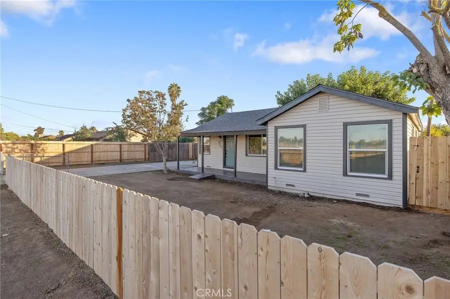 4722 E Florence Avenue, Fresno, CA 93725 - Image #2