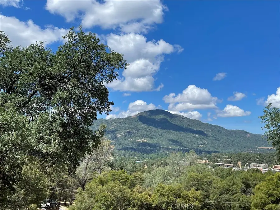 40733 Big Oak Flat N, Oakhurst, CA 93644 - Image #2